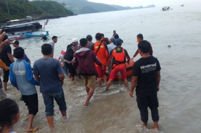Remaja yang  Tenggelam di Pantai Belebuk Ditemukan Meninggal