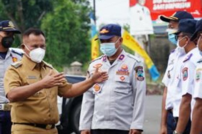 Mulai Diterapkan Hari Ini, Rekayasa Lalu Lintas Di Dalam Kota Kalianda Berjalan Lancar