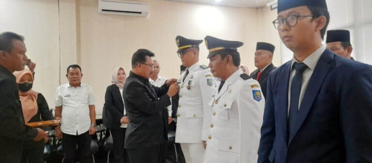 Camat Katibung dan Camat Jati Agung di Mutasi