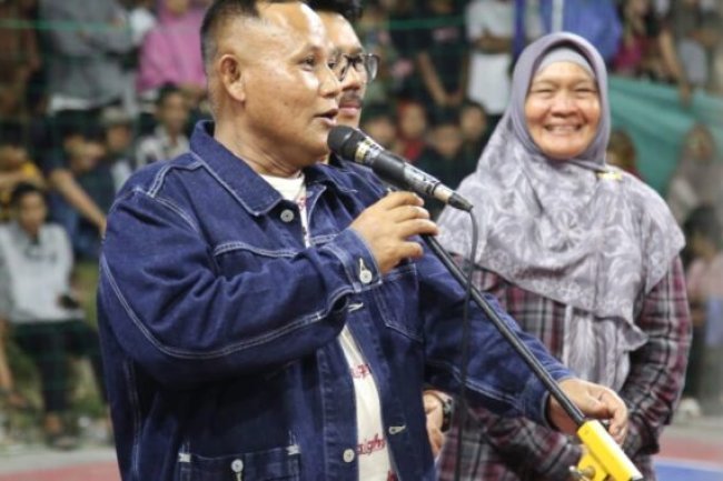Bupati Nanang Ermanto Hadiri Penutupan Tournamen Volly Camat Cup 2023 di Palas