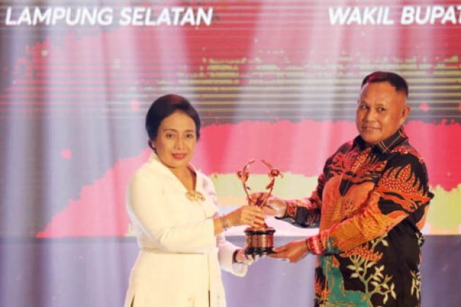 Selamat, Kabupaten Lampung Selatan Raih Penghargaan KLA Kategori Nindya