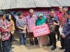 Bupati Lampung Selatan Bedah Rumah Warga Desa Trans Tanjungan Kecamatan Katibung